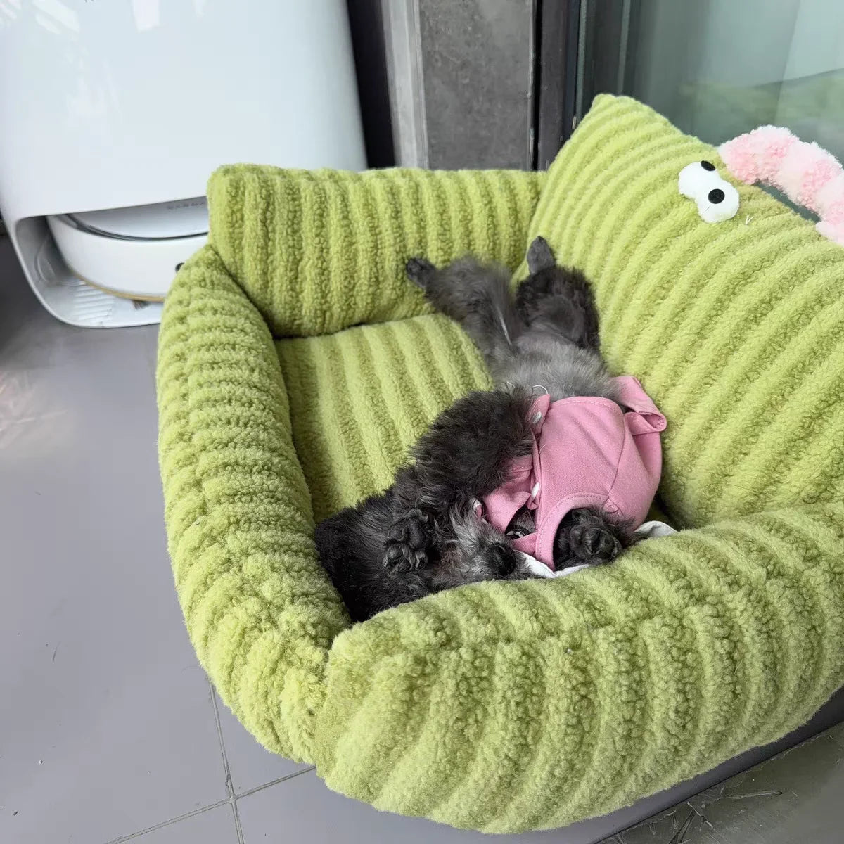 Winter Pet Sofa Bed